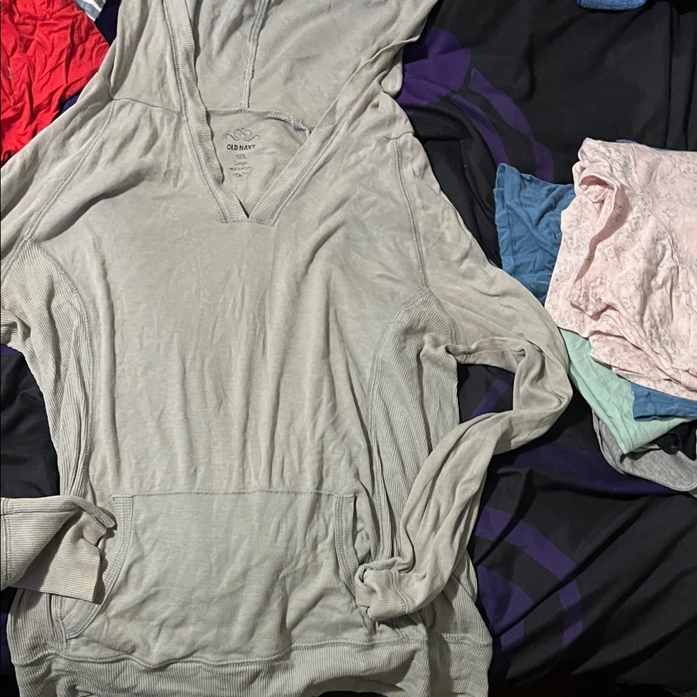 Old Navy Light Gray Pullover Hoodie